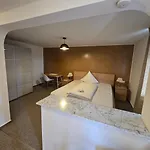 Zum Mushof Guest house 3*