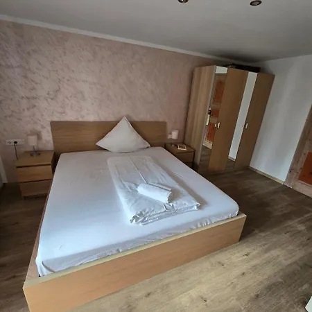 Pensjonat Zum Mushof 3*